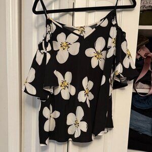 SHEIN Black and White Floral Blouse